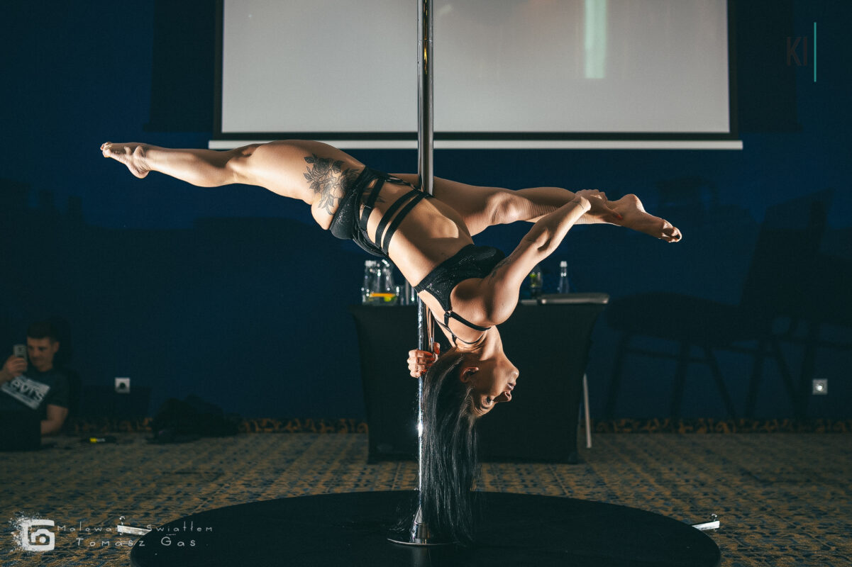 Stretching - ćwiczenia na rozciąganie - trening na stres i zmęczenie